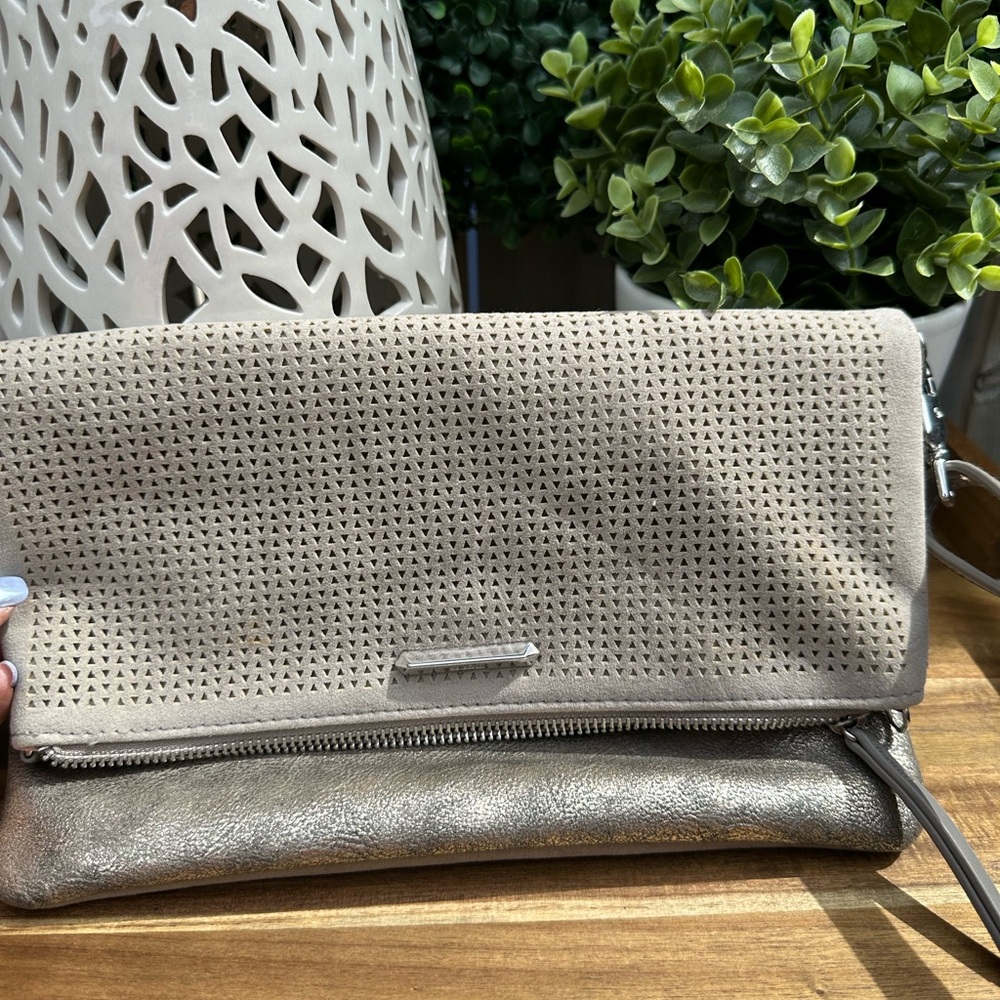 Stella & Dot Waverly Petite Bag in Metallic